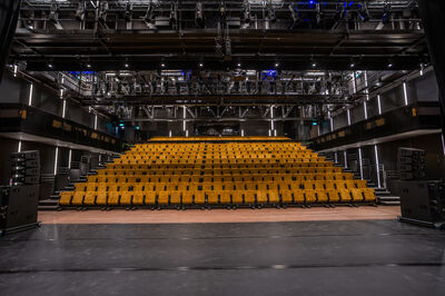 Pleinzaal Theater aan de Parade tribune