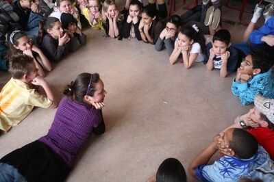 Theaterlab: Nu is het nog rustig (8+)